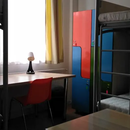 Ciszterci Haz Apartment *