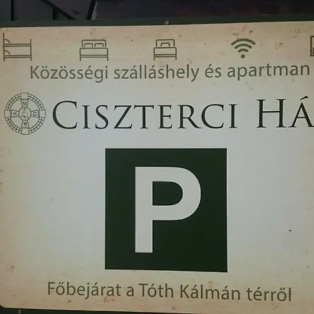 Apartment Ciszterci Haz Baja