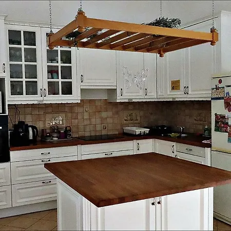 Διαμέρισμα Ciszterci Haz *