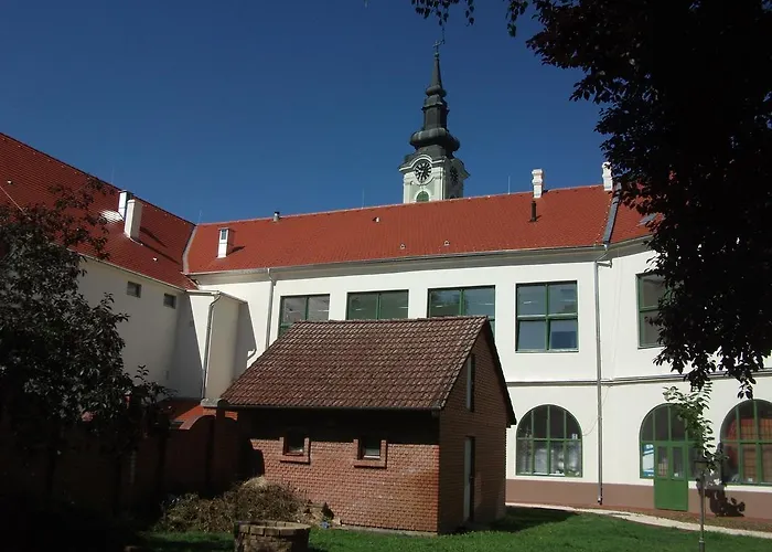 Lägenhet Ciszterci Haz