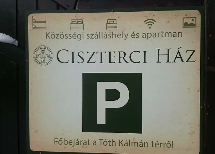 דירה Ciszterci Haz באיה